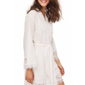 Top Shop Lydia Lace Robe